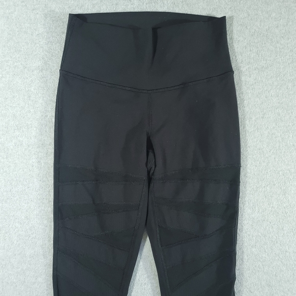 Lululemon High Times Tech Leggings Size 2 ? Black Mesh Panels - Picture 3 of 9
